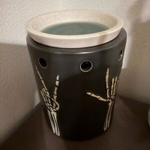 Scentsationals Peace Skully Wax Warmer